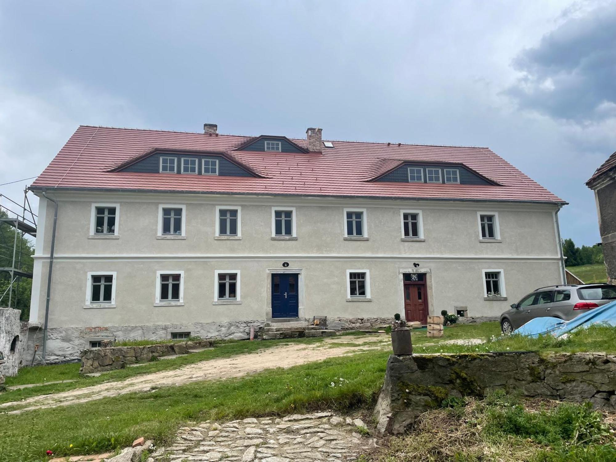 Hotel Dom Piwowara à Leśna Extérieur photo