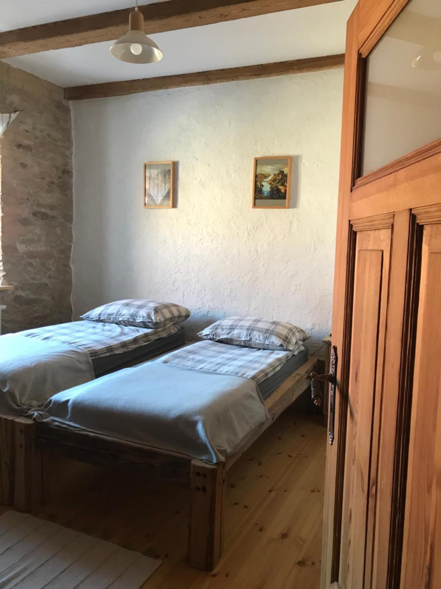 Hotel Dom Piwowara à Leśna Extérieur photo